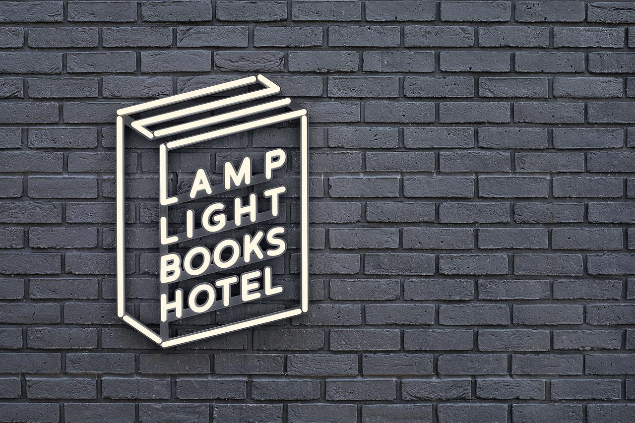 Lamp Light Books Hotel Nagoya Bagian luar foto